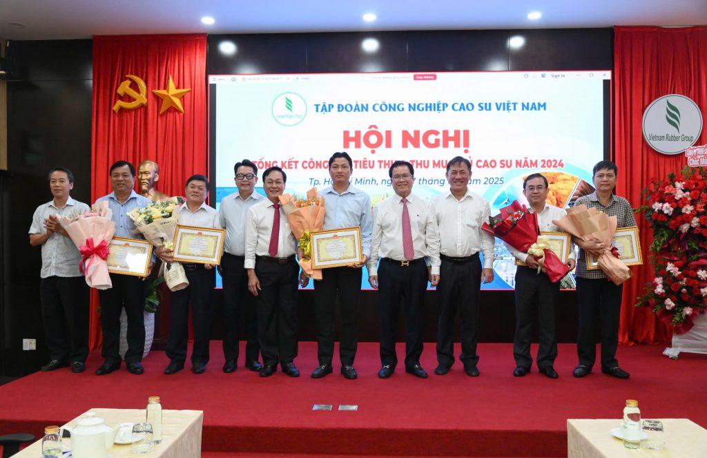 Các công ty sẽ thu mua trên 100.000 tấn cao su năm 2025